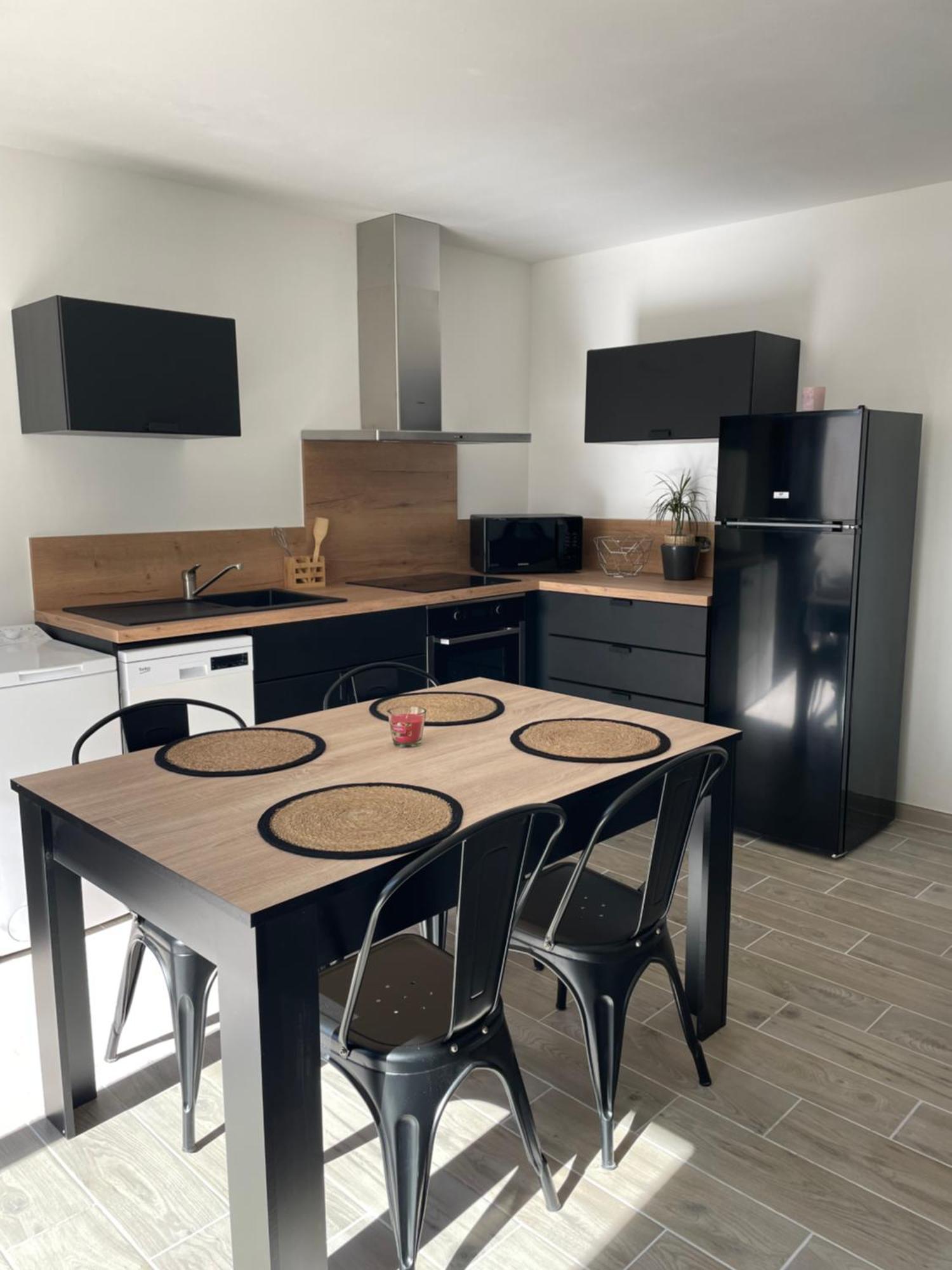 Holiday home Maison De 40m2 Avec Jardin De 50m2